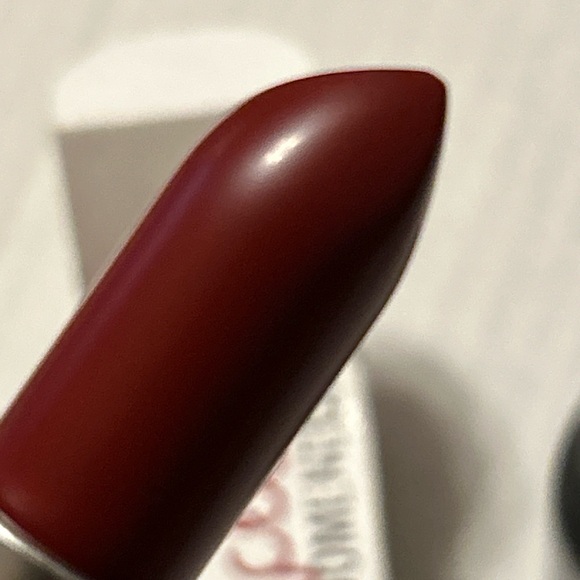 MAC Matte Lipstick @DULCEIDA - Picture 4 of 9